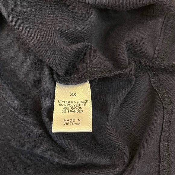 Elegant White Women's Top - Picture 8 of 16